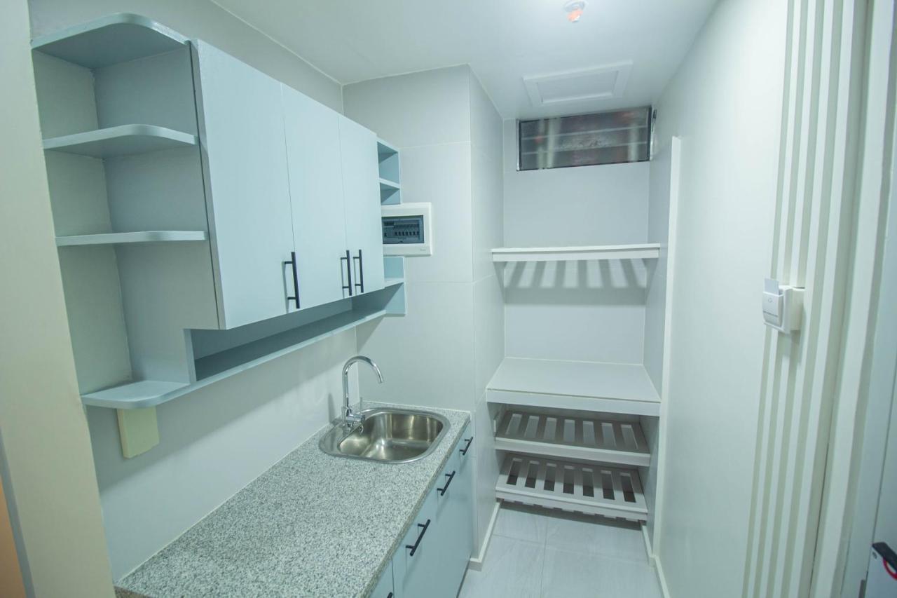 Twin Hearts Residences 1 Роксас Екстер'єр фото